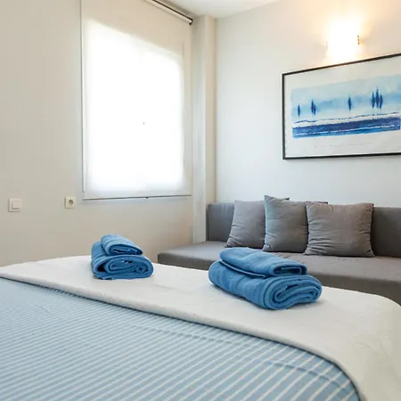 Ab Properties: Design Penthouse With Pool View In Marbella's Golden Mile * Marbella