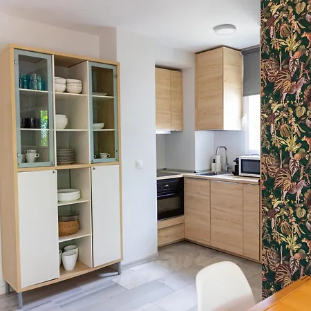 Apartment Ab Properties: Design Penthouse With Pool View In Marbella's Golden Mile